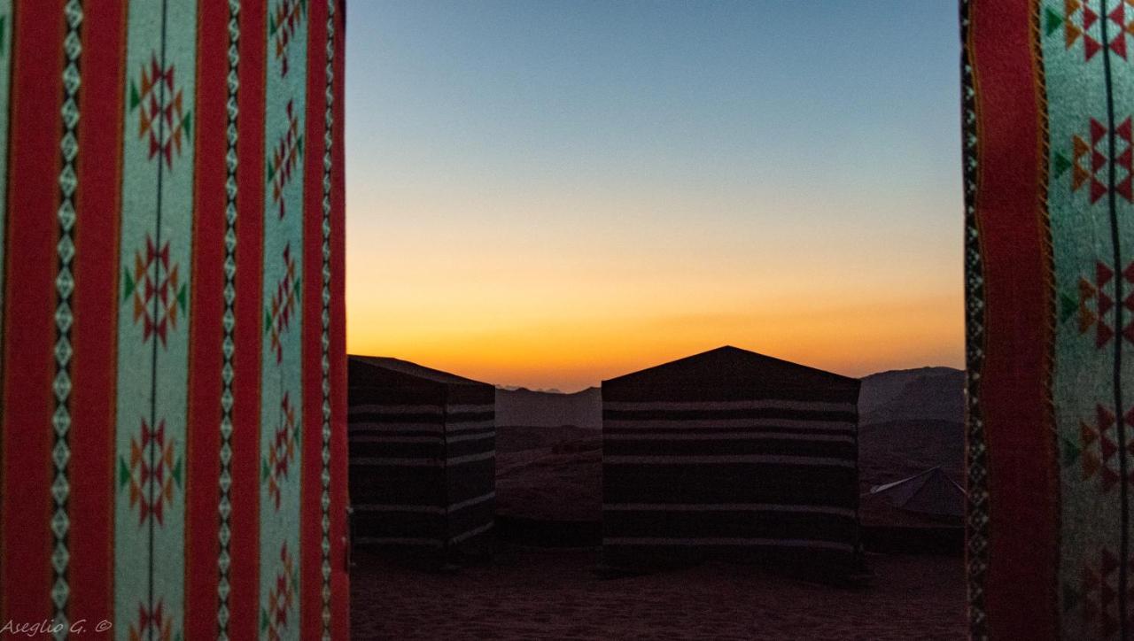 Wadirum Sunset Camp Hotel Wadi Rum Exterior photo
