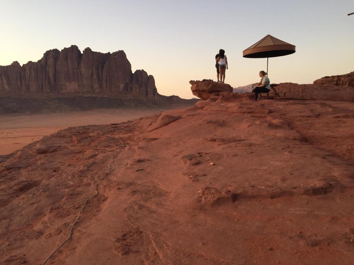 Wadirum Sunset Camp Hotel Wadi Rum Exterior photo